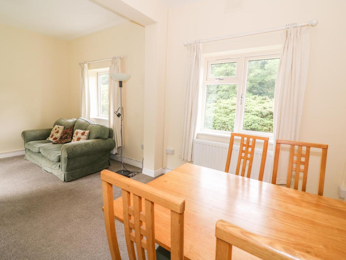 Gardener'S Cottage ลานดินดรอดเวลส์ ภายนอก รูปภาพ