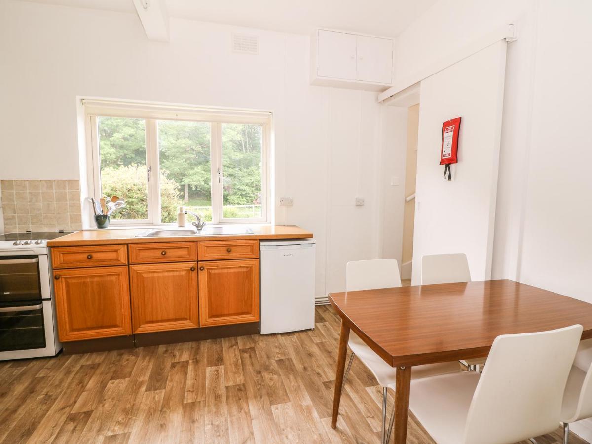 Gardener'S Cottage ลานดินดรอดเวลส์ ภายนอก รูปภาพ